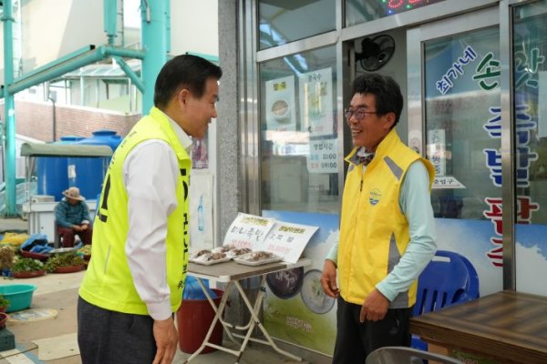 김신 완도군수 후보 “공공노동자 처우 개선·공정 채용 실현”…노동환경 개선 공약 제시